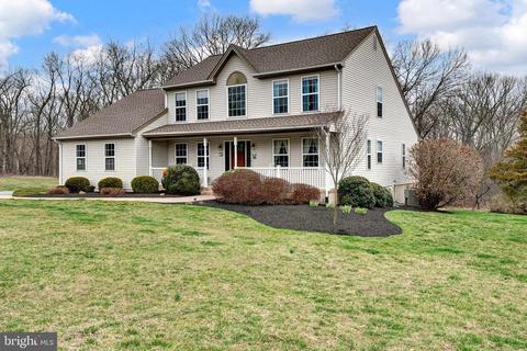 19 Nathaniel Green Dr, Titusville, NJ 08560