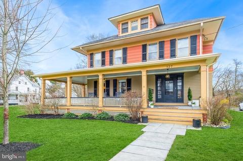 127 W Broad St, Hopewell, NJ 08525