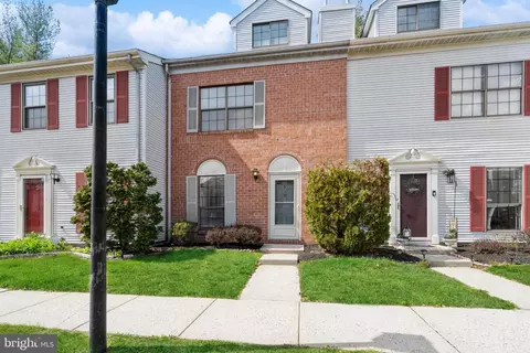 5 Fillmore Pl, Trenton, NJ 08648