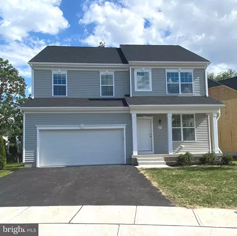 21 Misty Meadow Ln, Hamilton, NJ 08619