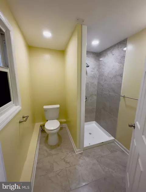 1732 E State St, Hamilton, NJ 08609 photo 16