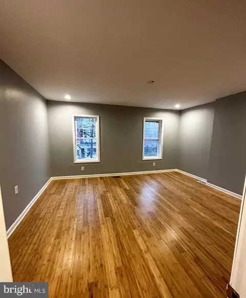1732 E State St, Hamilton, NJ 08609 photo 12