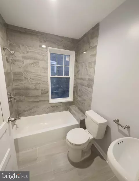 1732 E State St, Hamilton, NJ 08609 photo 9