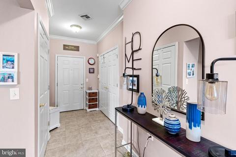 442 Masterson Ct, Ewing, NJ 08618 photo 3