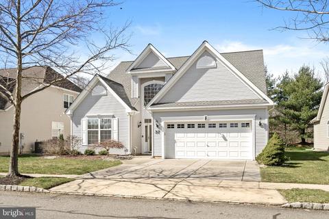 37 Sedona Blvd, Hamilton, NJ 08691