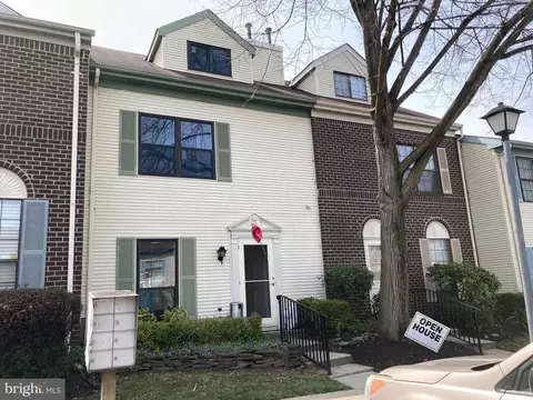 8 Van Buren Pl, Trenton, NJ 08648