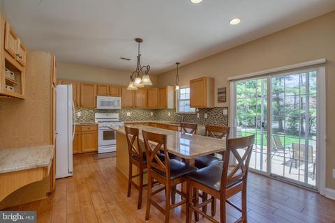 5 Hester Ct, Pennington, NJ 08534 photo 6