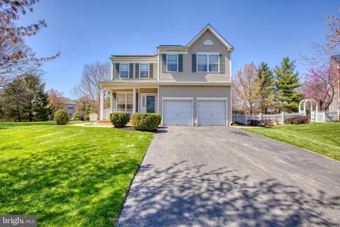 5 Hester Ct, Pennington, NJ 08534 photo 1