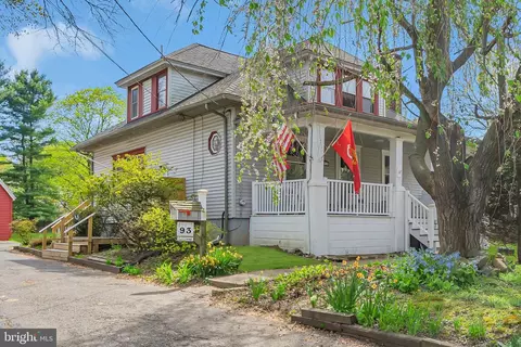 93 Carlton, Ewing, NJ 08618