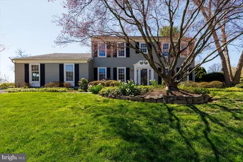 33 Winthrop Rd, Lawrenceville, NJ 08648