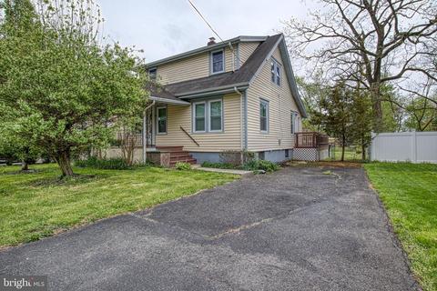 110 Wyckoff Mills Rd, Hightstown, NJ 08520