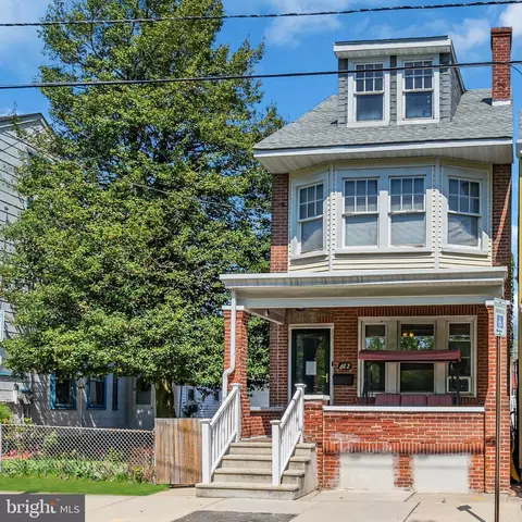 822 Fairmount Ave, Trenton, NJ 08629