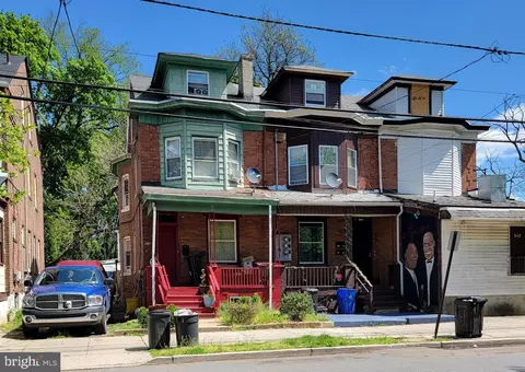 646 Stuyvesant Ave, Trenton, NJ 08618