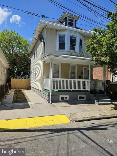 151 Barnt Ave, Trenton, NJ 08611