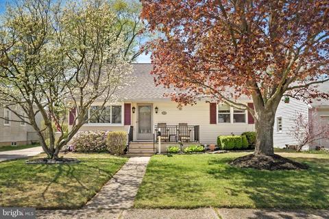 11 Holt Cir, Hamilton, NJ 08619