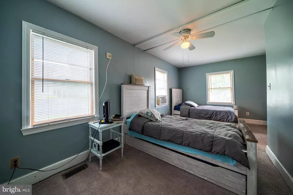  186 Highland Ave, Hamilton, NJ 08620 photo 13