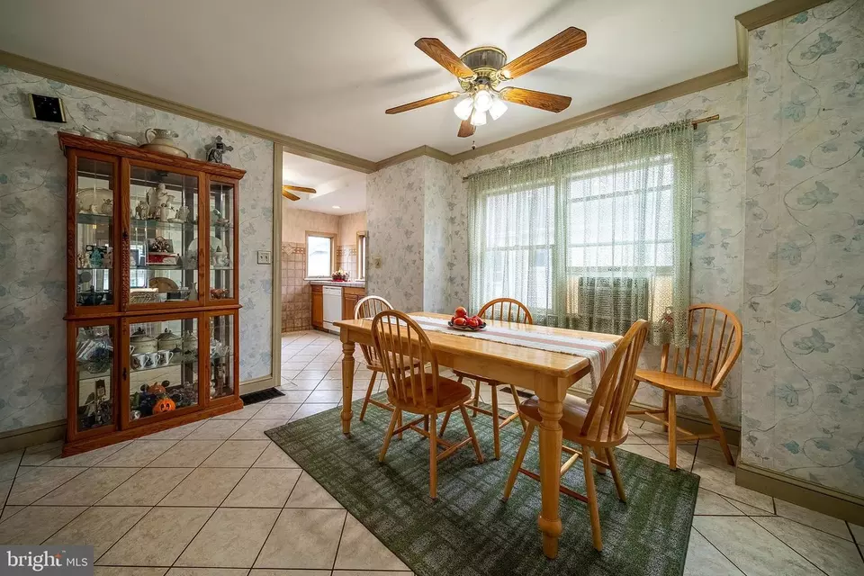  186 Highland Ave, Hamilton, NJ 08620 photo 8