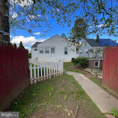 127 Weber Ave, Trenton, NJ 08638