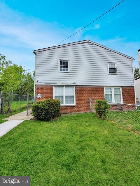 22 Pennington Ave, Trenton, NJ 08618