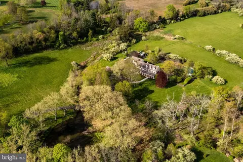 26 Harbourton Mount Airy Rd, Lambertville, NJ 08530