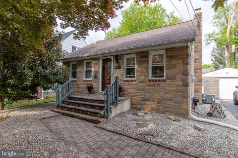 101 Saybrook Ave, Hamilton, NJ 08619