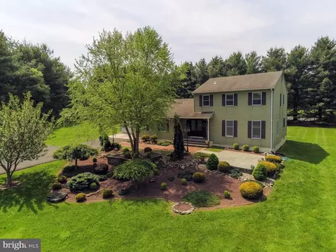 56 Bresnahan Rd, Robbinsville, NJ 08691