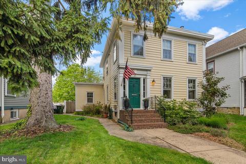 356 S Main St, Hightstown, NJ 08520