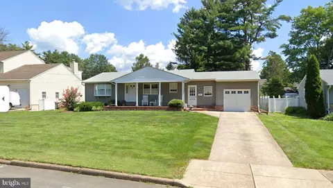 532 Hinckle Ave, Ewing, NJ 08628