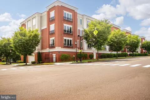 968 Robbinsville Edinburg Rd #104, Robbinsville, NJ 08691
