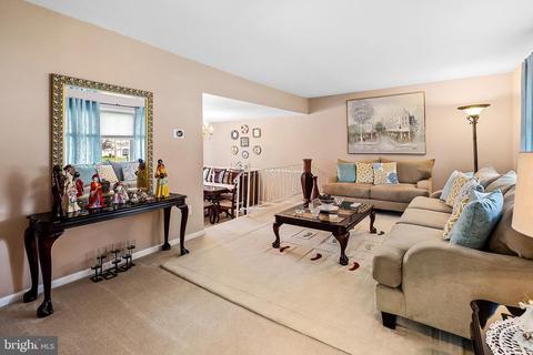 23 Blue Devil Ln, Hamilton, NJ 08619 photo 4