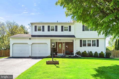 23 Blue Devil Ln, Hamilton, NJ 08619 photo 2