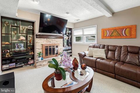 23 Blue Devil Ln, Hamilton, NJ 08619 photo 14