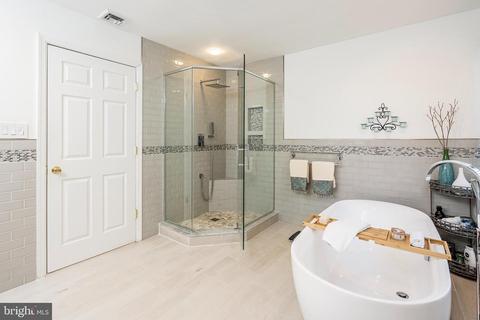 23 Blue Devil Ln, Hamilton, NJ 08619 photo 23
