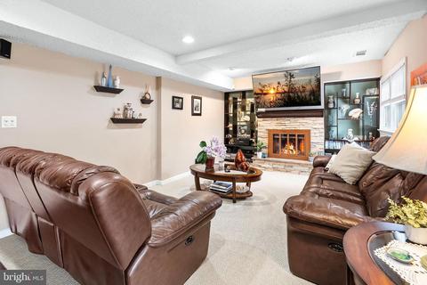 23 Blue Devil Ln, Hamilton, NJ 08619 photo 11