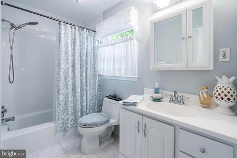 23 Blue Devil Ln, Hamilton, NJ 08619 photo 25