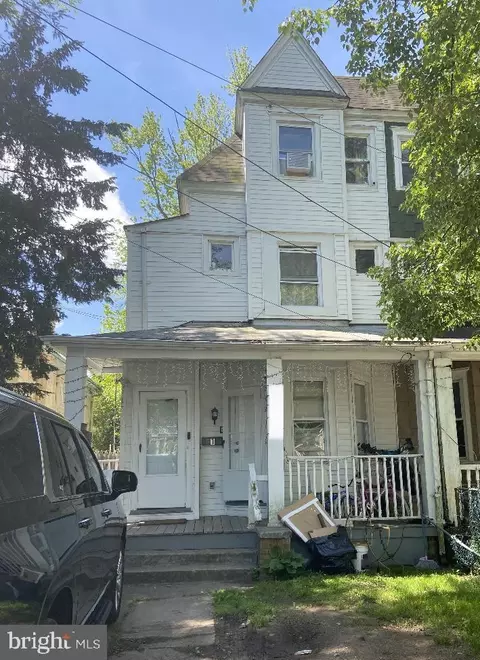 819 Carteret Ave, Trenton, NJ 08618