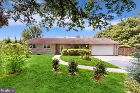 158 Bull Run, Ewing, NJ 08638