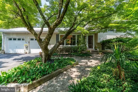 11 Quaker Rd, Princeton Junction, NJ 08550