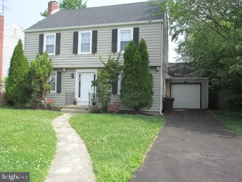 8 Monticello Ave, Ewing, NJ 08618