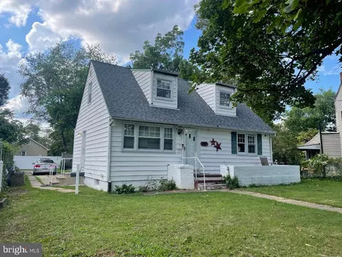 1609 Prospect St, Ewing, NJ 08638