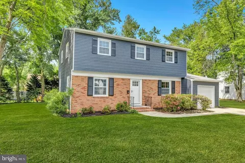 15 Whitemarsh Dr, Lawrence, NJ 08648