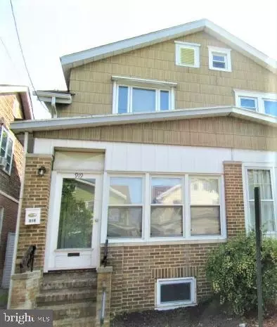 919 Adeline St, Trenton, NJ 08610