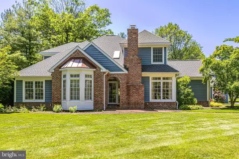 1 Linden Ln, Pennington, NJ 08534