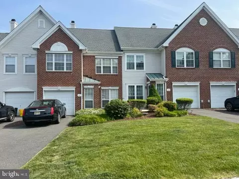 610 Pebble Creek Ct, Pennington, NJ 08534