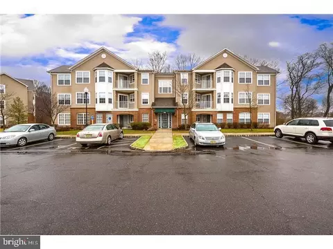 834 Mowat Cir, Hamilton, NJ 08690
