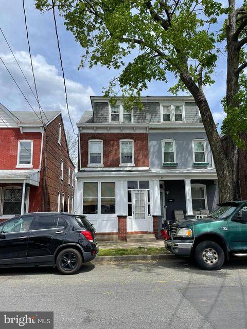 1620 Genesee St, Hamilton, NJ 08610