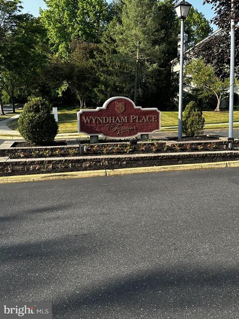 9 Wyndham Pl, Robbinsville, NJ 08691