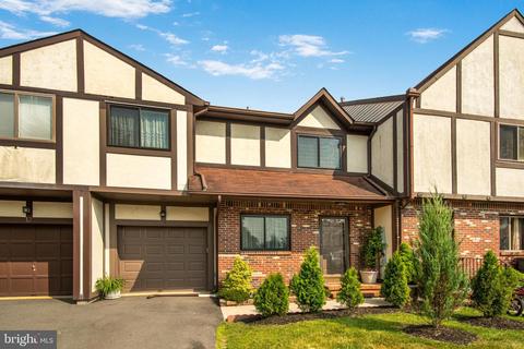 14 Coventry, Ewing, NJ 08628