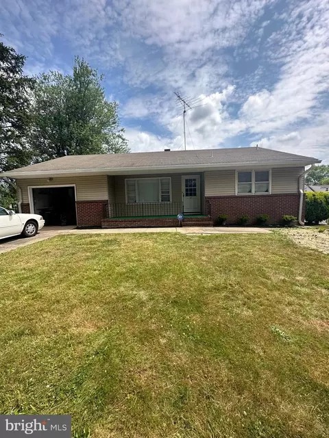 142 Hazelhurst Ave, Trenton, NJ 08638
