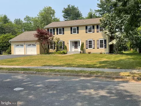 11 Berkshire Dr, Princeton Junction, NJ 08550